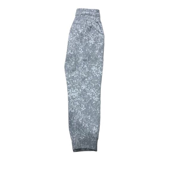 Lululemon Ready to Rulu Jogger Crop Size 4 Grey Silver Active Bottom W6B0JS - Picture 7 of 9